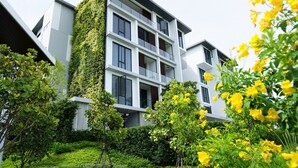 Unclassified image, 5 of 20, button - Sansara (Hua Hin)