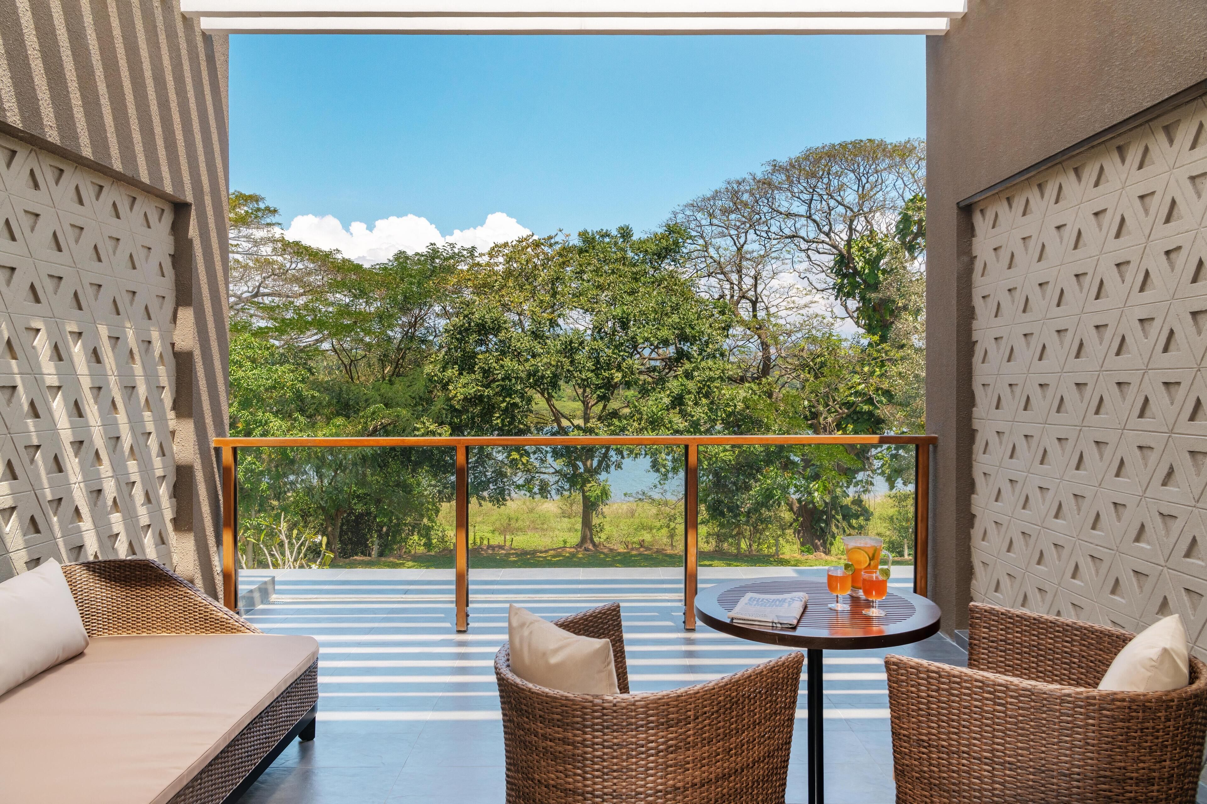 Kamar Double Mewah | Balkon