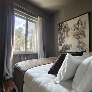 Family Quadruple Room, Connecting Rooms | Minibar, in-room safe, blackout drapes, free WiFi - Ada Home (Rome)
