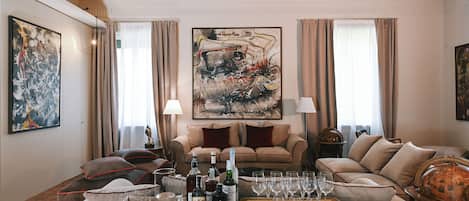 Sala de estar en el lobby