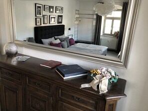 Apartament familiar, 1 dormitori | 1 dormitori, roba de llit d'alta qualitat i escriptori