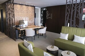 Reception - The Leaf Boutique Hotel Lisbon (Lisbon)