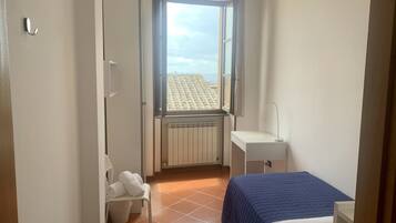 2 camere, ferro/asse da stiro, Wi-Fi, lenzuola