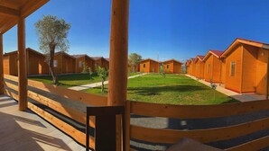 Exterior - Divine Garden Bugalows - Campsite (Ulcinj)