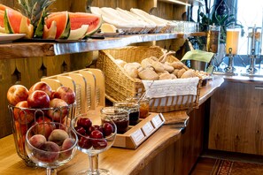 Petit déjeuner buffet compris tous les jours