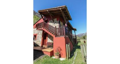 Les Vegues apartments. Peaks of Europe. 5 people number 7.