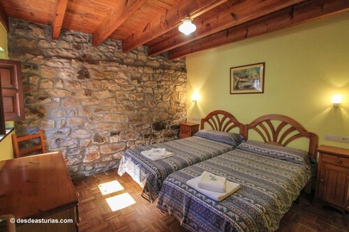 Les Vegues apartments. Peaks of Europe. 5 people number 7.