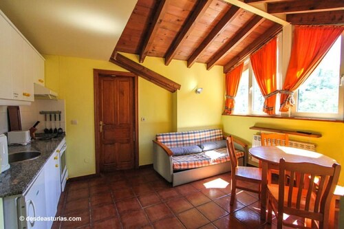 Les Vegues apartments. Peaks of Europe. 5 people number 7.