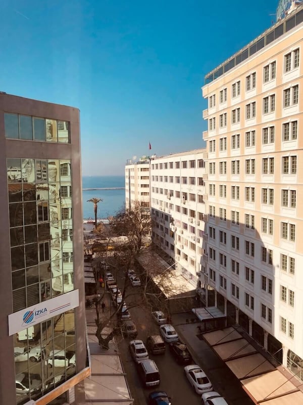 Elite Residence Alsancak - Esmirna