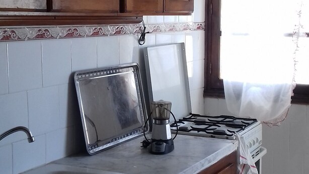 Unclassified image, 1 of 13, button - Il Tolipano (Bizerte)