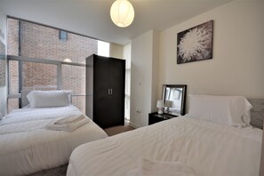 City Apartment | 2 bedrooms, iron/ironing board, free WiFi, bed sheets - Cheapside by Top House (Liverpool)