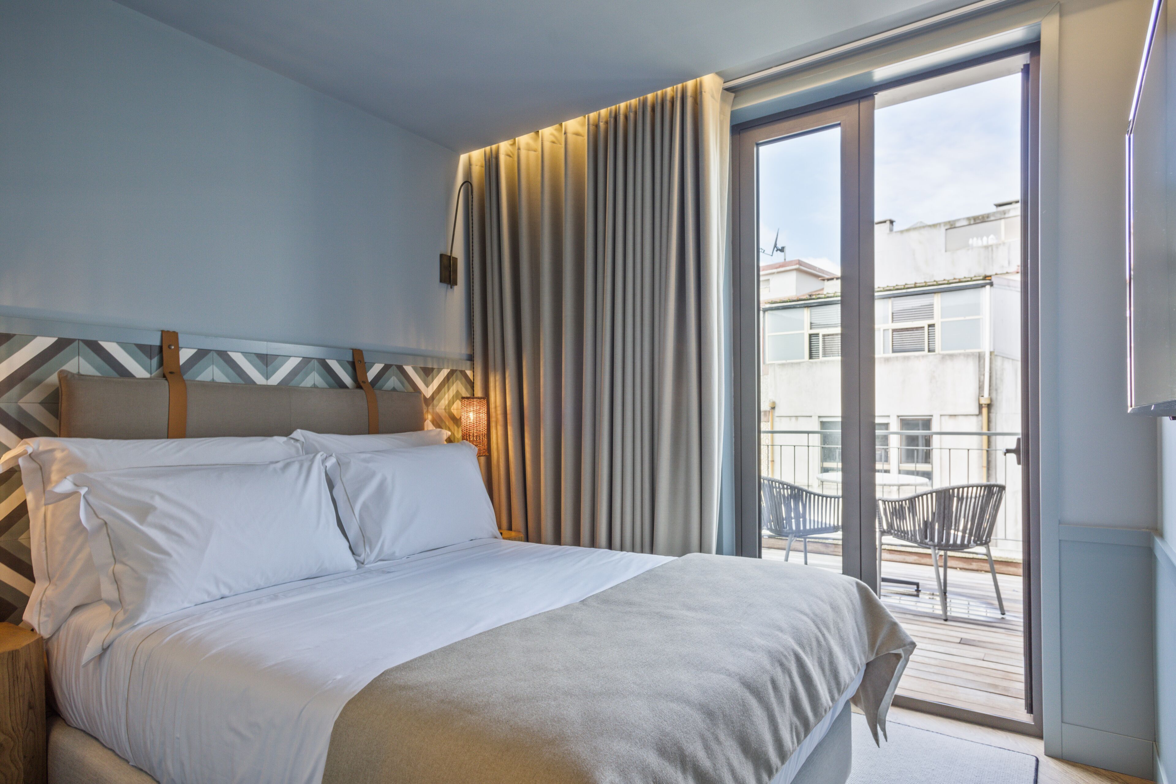 deluxe double room, terrace | 1 bedroom, minibar, in-room safe, individually decorated