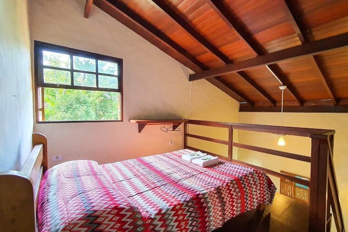 Free WiFi, individually decorated, bed sheets