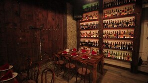 Café - Hotel Çarshia e Jupave (Gjakova)