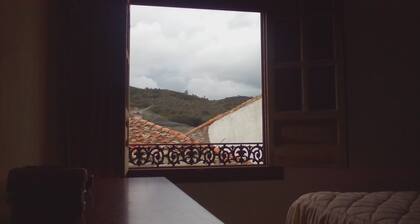 DOUBLE ROOM Nº 8. SHARED KITCHEN