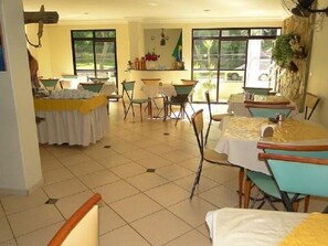 Desayuno buffet incluido todos los días