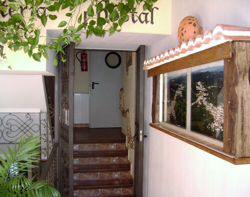 TRIPLE ROOM Nº 7. SHARED KITCHEN