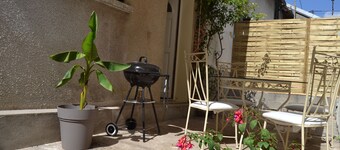 House in the heart of a small village in Sancerrois