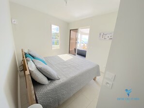 3 bedrooms, iron/ironing board, free WiFi, wheelchair access