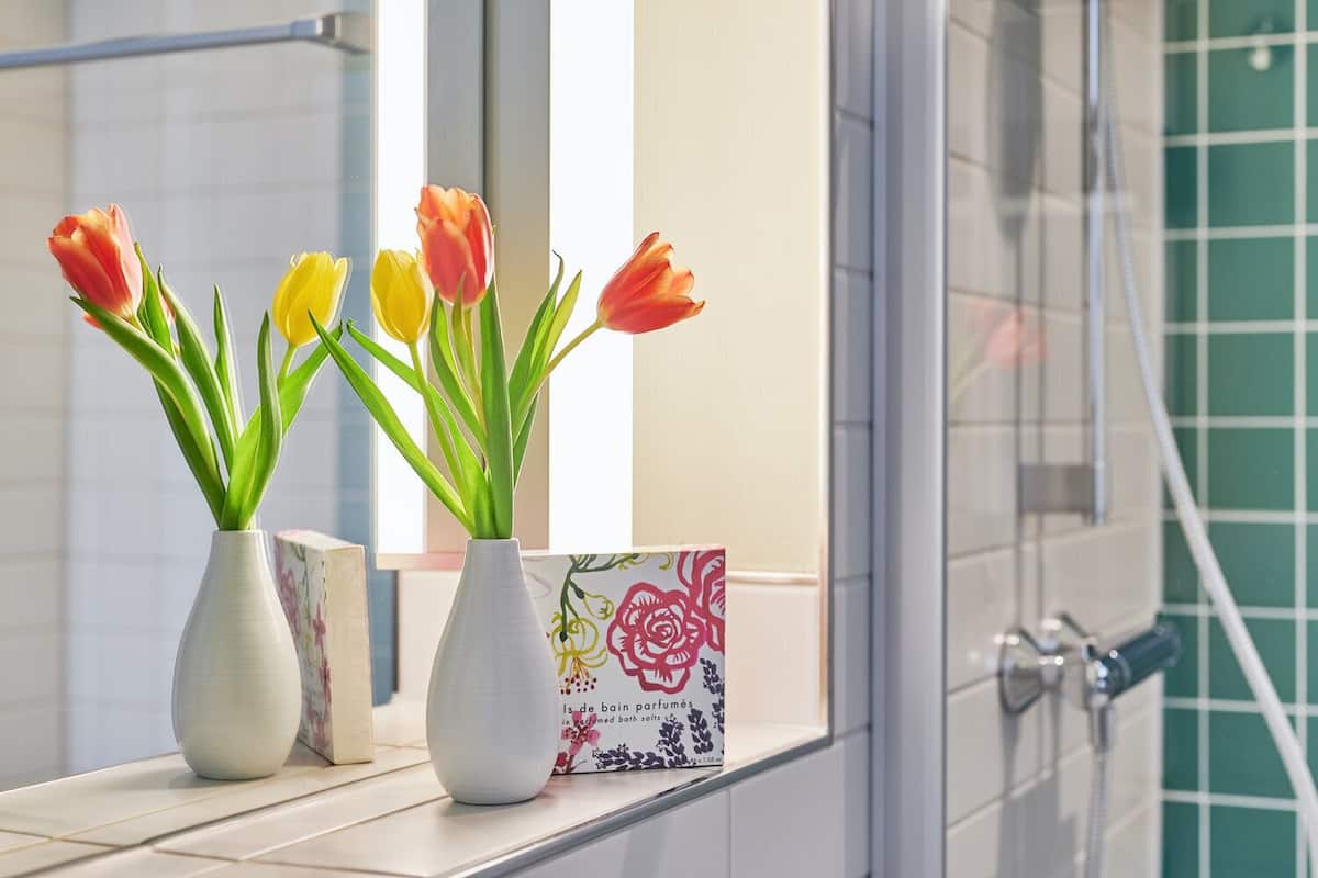 comfort double room | bathroom | shower, hair dryer, slippers, towels