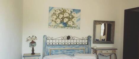 Deluxe kamer | Een minibar, individueel gemeubileerd, gratis wifi, beddengoed