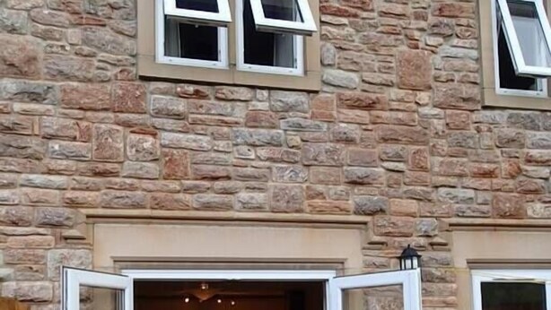 Unclassified image, 1 of 16, button - Luxury Townhouse, Free Wi-fi (Wells)