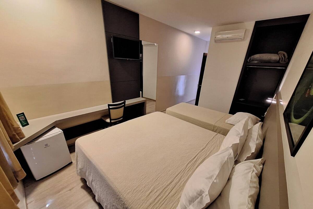 ห้องดีลักซ์ | มินิบาร์, ห้องเก็บเสียง, Wi-Fi ฟรี, ผ้าปูที่นอน