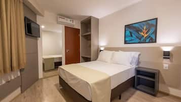 Quarto casal standard | Frigobar, quartos à prova de som, Wi-Fi de cortesia