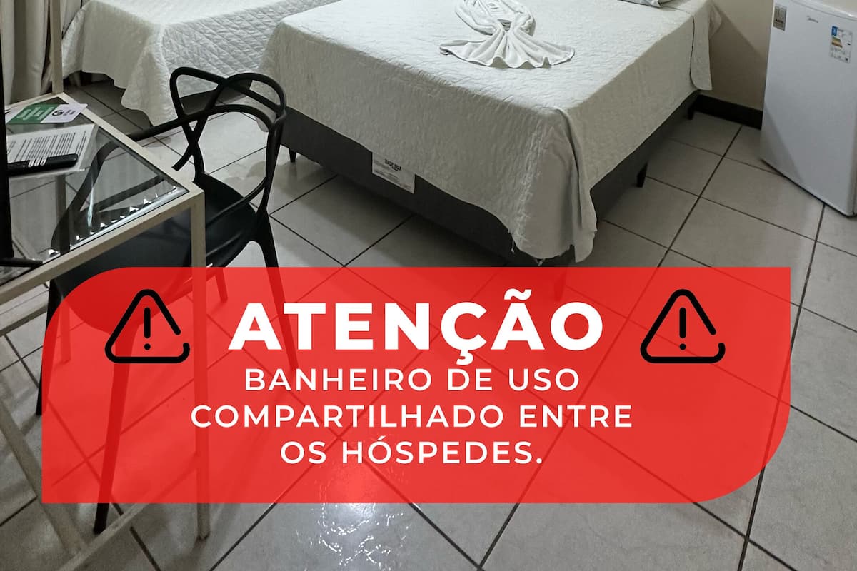 Quarto standard com banheiro compartilhado | 1 bedroom, blackout curtains, free WiFi, bed sheets