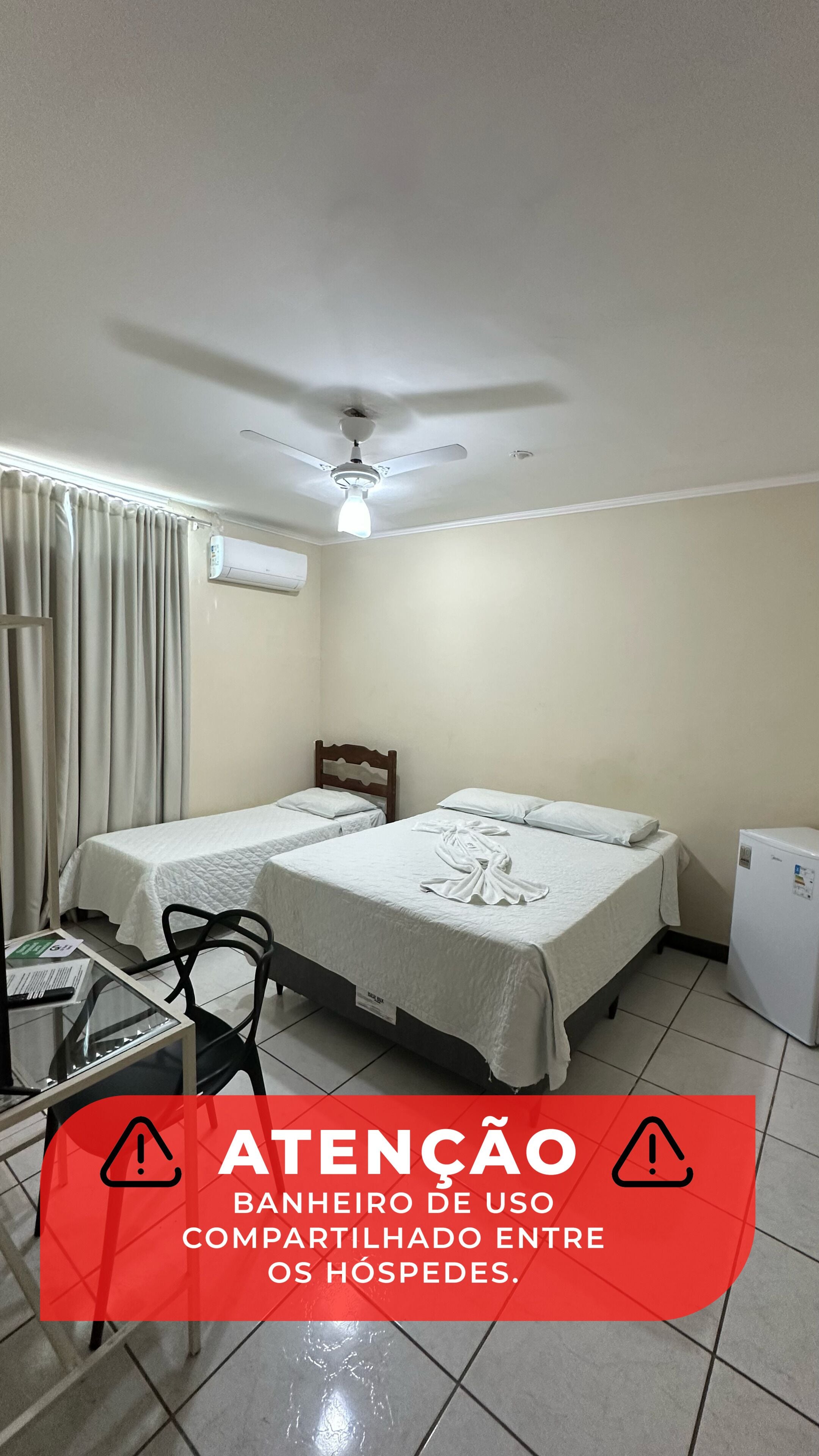 Quarto standard com banheiro compartilhado