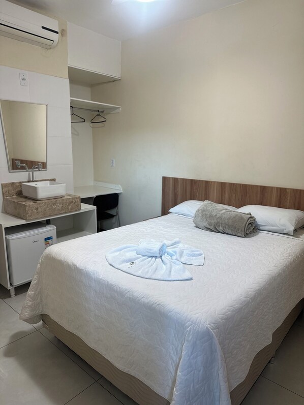 Executive-Doppelzimmer, 1 Doppelbett | Verdunkelungsvorhänge, kostenloses WLAN, Bettwäsche