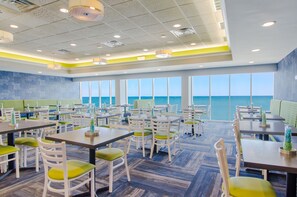 Dining - Brand New Ocean View Two Bedroom Condo + On-Site Rental Privileges (Myrtle Beach)