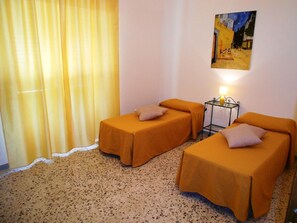 อพาร์ทเมนท์, 2 ห้องนอน | 2 ห้องนอน, เตารีด/โต๊ะรีดผ้า