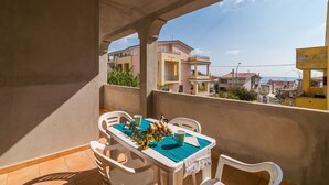 Unclassified image, 3 of 17, button - Casa Trifoglio (Dorgali)