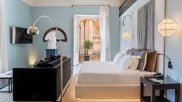 Minibar, decoración personalizada y muebles diferentes