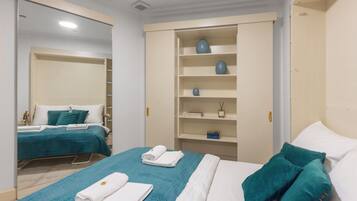 2 bedrooms, desk, free WiFi