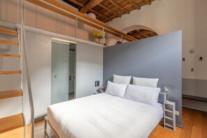 1 bedroom, iron/ironing board, WiFi, bed sheets - Cozy Apartment in Trastevere (Roma)