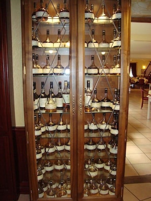 Interior - La Martiniere (Montelier)