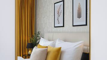 Desk, cots/infant beds, travel cot, free WiFi