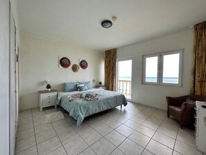 2 quartos, ferros/tábuas de passar roupa, Wi-Fi, roupa de cama