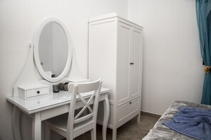 1 Schlafzimmer, Zimmersafe, Bügeleisen/Bügelbrett, WLAN
