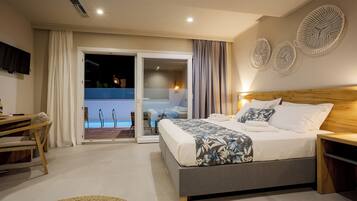 Suite Studio Supérieure, piscine privée, en front de plage | Vue de la chambre