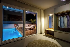 Studio Suite Superior, kolam renang pribadi, menghadap pantai | Seprai premium, brankas, dan dilengkapi dengan perabotan berbeda-beda