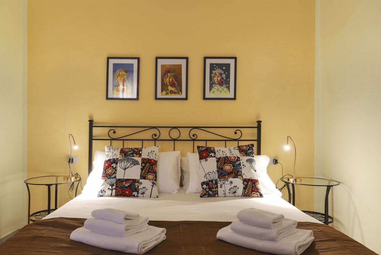 2 bedrooms, WiFi, bed sheets