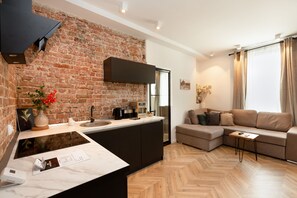 Smart TV 108 cm con canales de televisión por cable, televisión