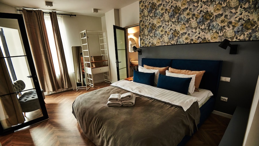 Metropole Apartments Royal Residence