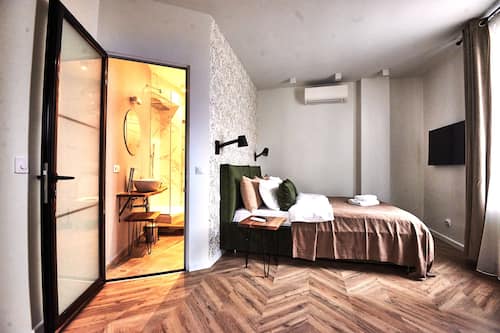 Appartement luxueux | 2 chambres, literie de qualité, lit avec matelas en mousse à mémoire
