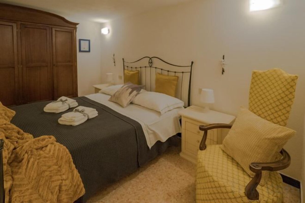 Premium bedding, down duvets, in-room safe, desk