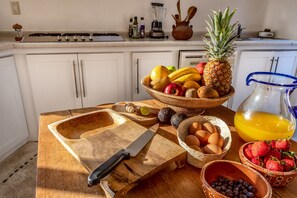 Dining - Oceanfront W/ Stunning Views | Pool & Beach Access (Huatulco)