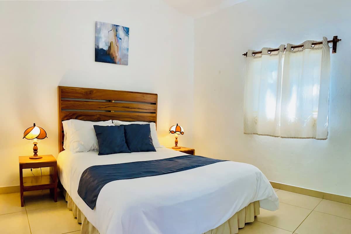 Classic Bungalow, 1 Bedroom, Garden View | 1 bilik tidur, peralatan tempat tidur premium, gebar bulu kapas